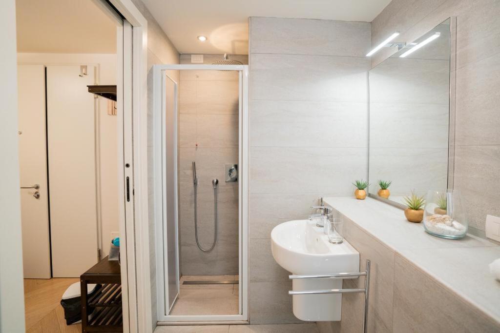 Domus Verona - Borsari Pied-A-Terre Exterior photo